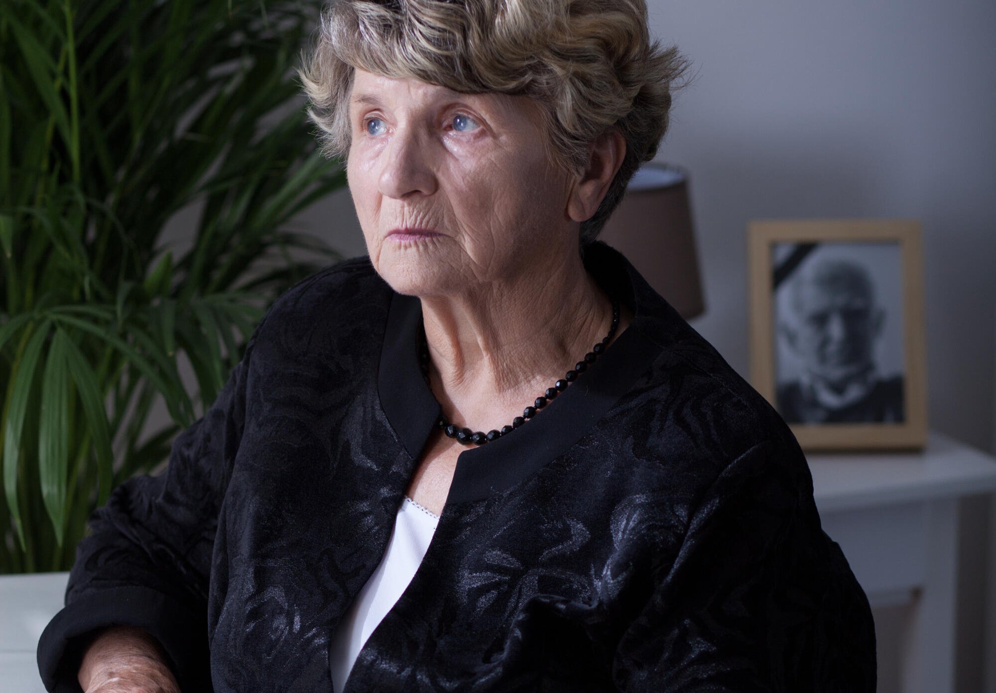 Watch for These Signs of Seasonal Affective Disorder in Seniors