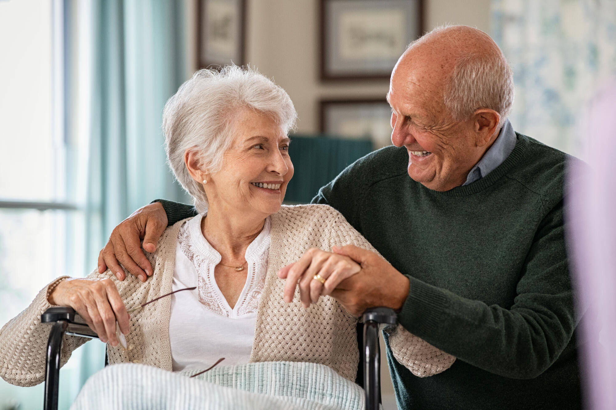 Choosing the Perfect Assisted Living Community for Seniors: A Manitowoc, WI Guide